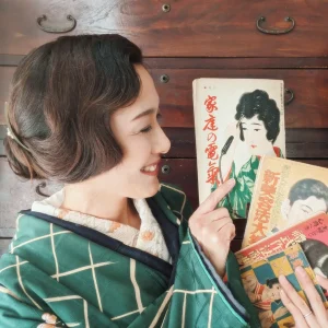 ZOOM：10/24(金)午前・10:30ヘアスタイル講座【戦前耳隠し・フィンガーウェーブ講座】